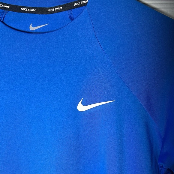 Nike Swim Dri Fit Long Sleeve Rash Guard Shirt. Size Medium. UPF 40+ Blue - Picture 2 of 10
